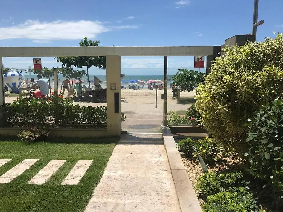 Apto Com Otima Localizacao, Centro De Meia Praia contacts