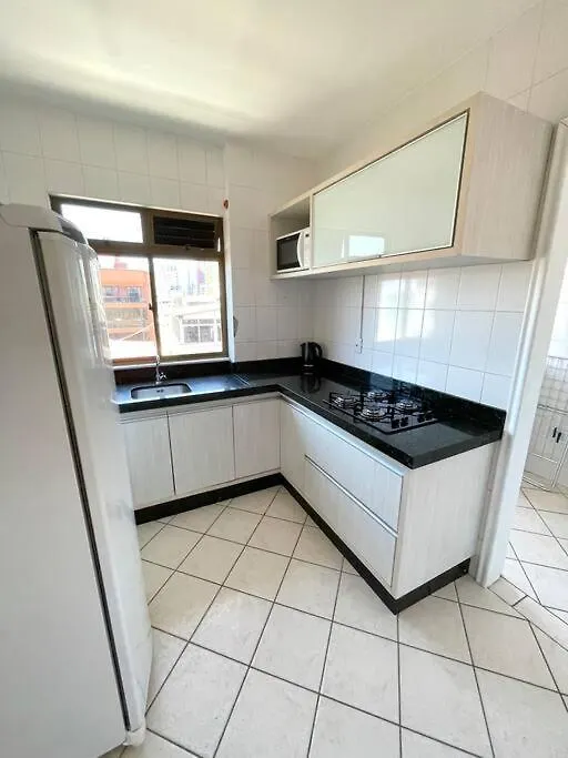 Apto Com Otima Localizacao, Centro De Meia Praia Itapema Apartment